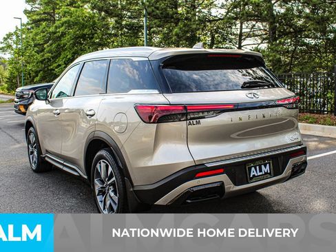 Used 2023 INFINITI QX60 Luxe w/ Cargo Package FWD image 4