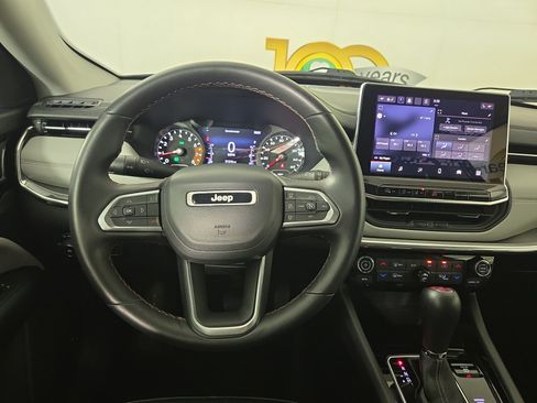 Certified 2022 Jeep Compass Limited AWD/4WD image 15