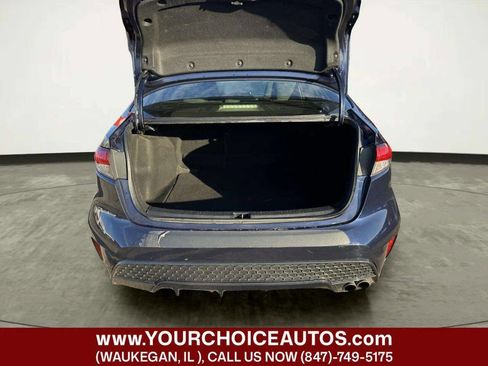 Used 2020 Toyota Corolla SE image 18