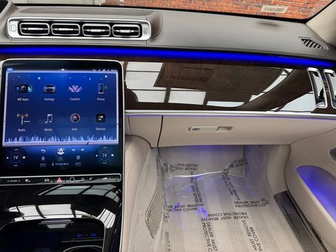 New 2026 Mercedes-Benz Maybach S 580 4MATIC image 17