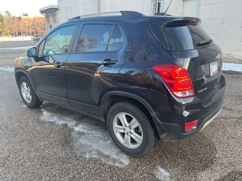 Used 2022 Chevrolet Trax LT image 3