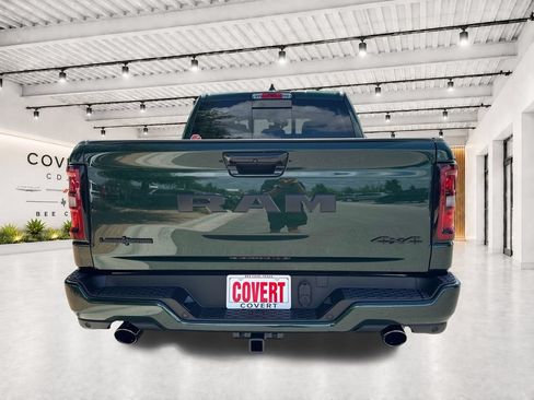 New 2026 RAM 1500 4x4 Crew Cab image 9