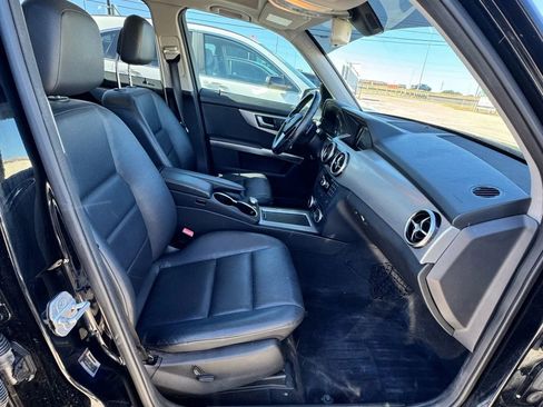 Used 2014 Mercedes-Benz GLK 350 4MATIC image 29