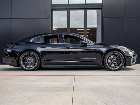 Certified 2026 Porsche Panamera Turbo AWD/4WD image 12