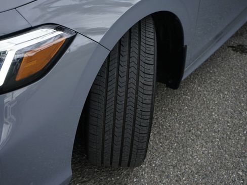 Used 2025 Honda Civic Sport image 37