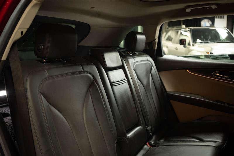 Used 2019 Lincoln Nautilus Reserve AWD/4WD image 17