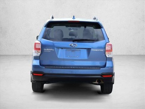 Used 2018 Subaru Forester 2.5i Premium AWD/4WD image 7