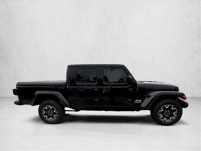 Used 2021 Jeep Gladiator Overland w/ Popular Equipment Package AWD/4WD image 3