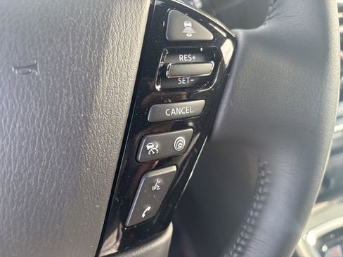 Used 2023 Nissan Armada SL w/ Midnight Edition Package image 19