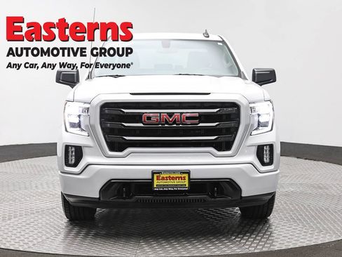 Used 2022 GMC Sierra 1500 Elevation image 2