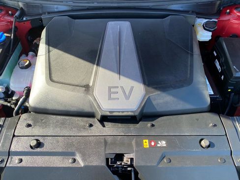Used 2022 Kia EV6 Wind w/ Wind Technology Package AWD/4WD image 10