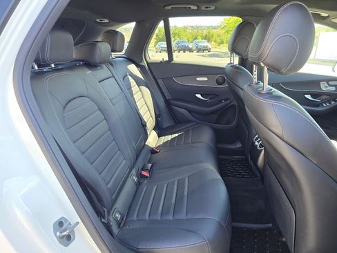 Used 2022 Mercedes-Benz GLC 300 4MATIC image 13