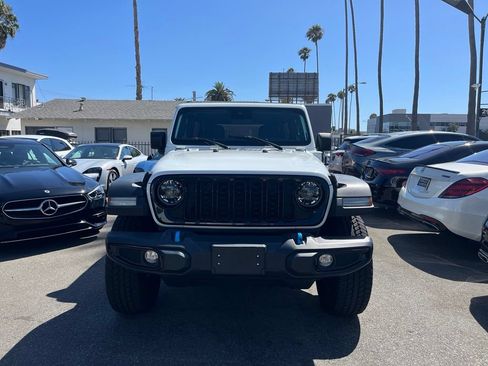 Used 2024 Jeep Wrangler Unlimited AWD/4WD image 2