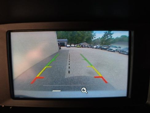 Used 2016 Ford Focus SE FWD image 3