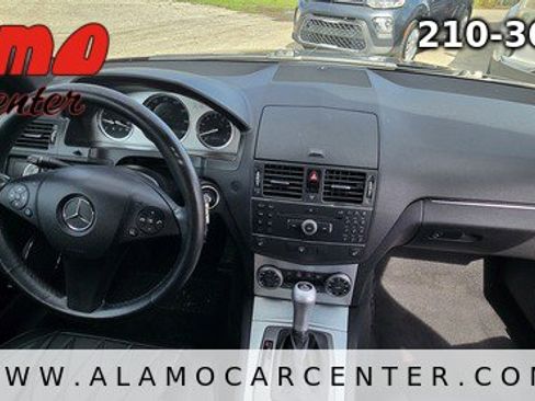 Used 2008 Mercedes-Benz C 300 Sedan image 16