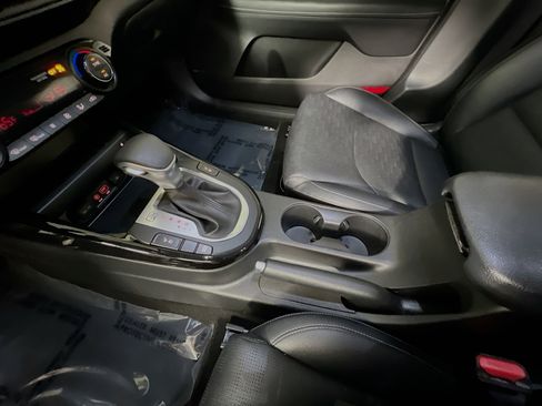 Used 2021 Kia Forte EX image 25