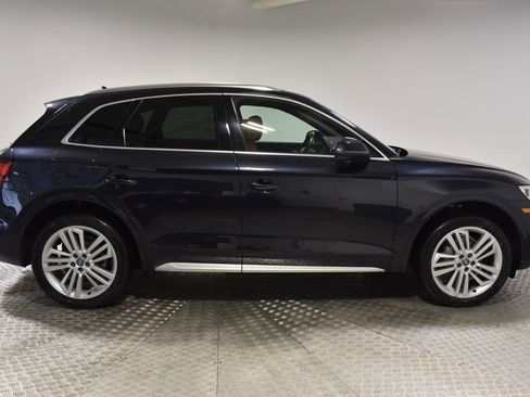 Used 2019 Audi Q5 2.0T Premium Plus w/ Premium Plus Package image 6