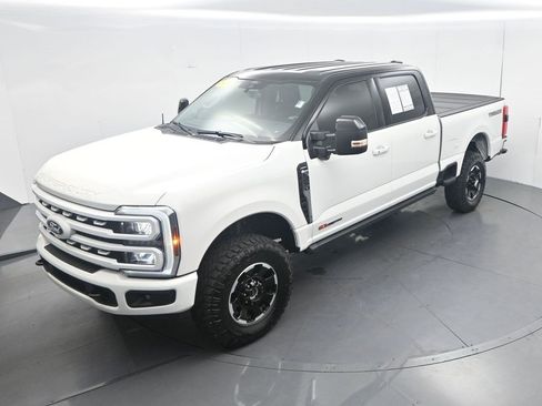 Used 2025 Ford F250 Lariat w/ Tremor Off-Road Package AWD/4WD image 44