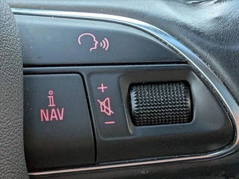 Used 2013 Audi Q5 3.0T Prestige image 13