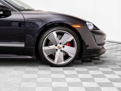 Certified 2021 Porsche Taycan 4S image 34