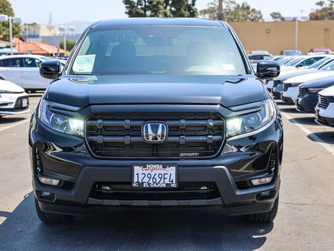 Certified 2025 Honda Ridgeline Sport image 17