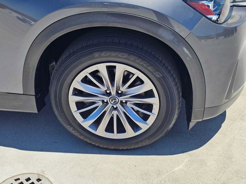 Used 2024 MAZDA CX-90 Plug-In Hybrid w/ Preferred AWD/4WD image 9