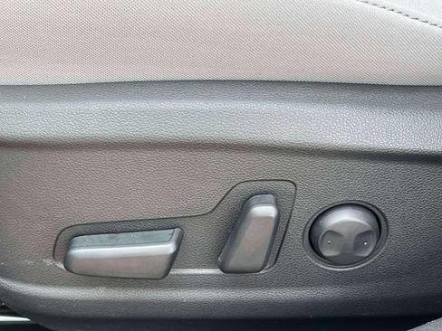 Used 2023 Hyundai Kona SEL w/ Cargo Package AWD/4WD image 19
