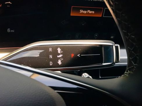 Used 2025 Cadillac Lyriq Sport image 26