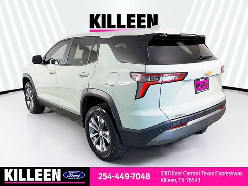 Used 2025 Chevrolet Equinox LT FWD image 7