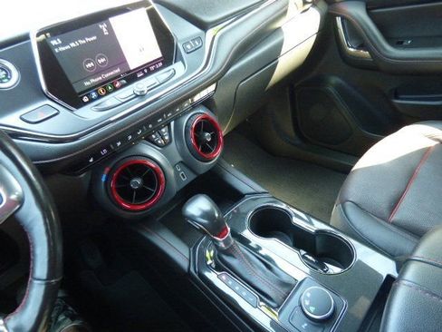 Used 2019 Chevrolet Blazer RS image 17