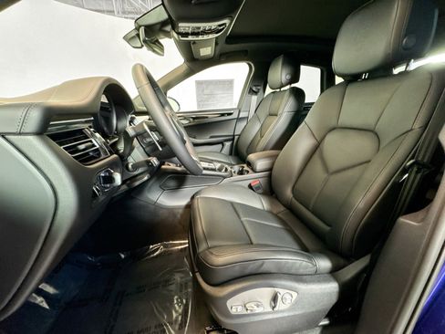 New 2026 Porsche Macan S image 5