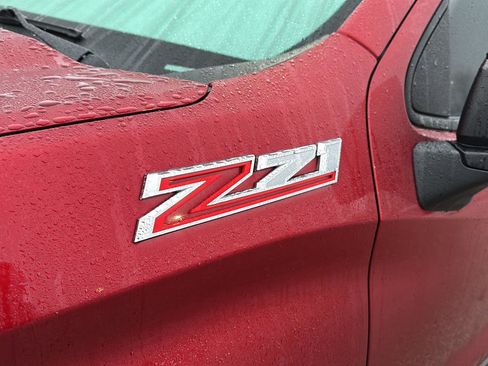 Used 2021 Chevrolet Silverado 1500 RST image 3