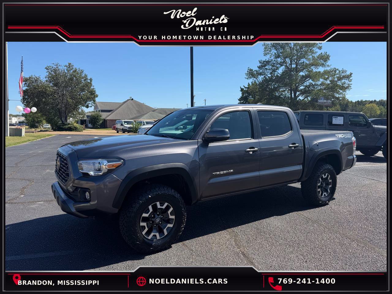 Used 2021 Toyota Tacoma TRD Off-Road AWD/4WD image 1