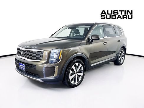 Used 2021 Kia Telluride EX w/ EX Premium Package FWD image 3