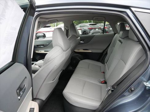 Certified 2022 Toyota Venza Limited AWD/4WD image 10