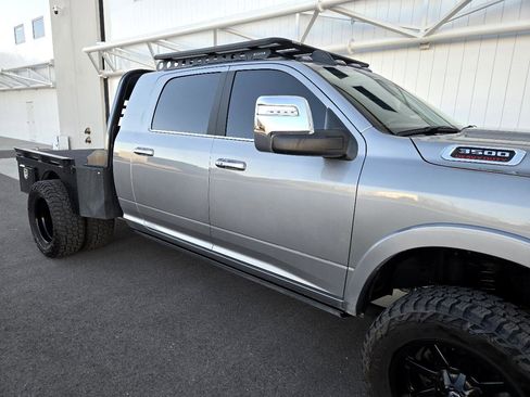 Used 2024 RAM 3500 Limited w/ Safety Group image 13