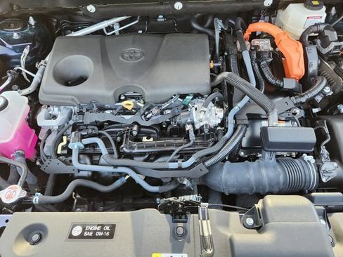 Used 2025 Toyota RAV4 XLE w/ Convenience Package AWD/4WD image 32