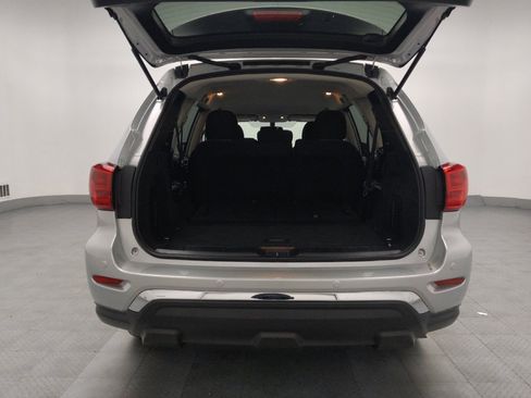 Used 2019 Nissan Pathfinder SV image 29