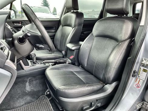 Used 2017 Subaru Forester 2.5i Touring w/ Rugged Package #2 AWD/4WD image 15