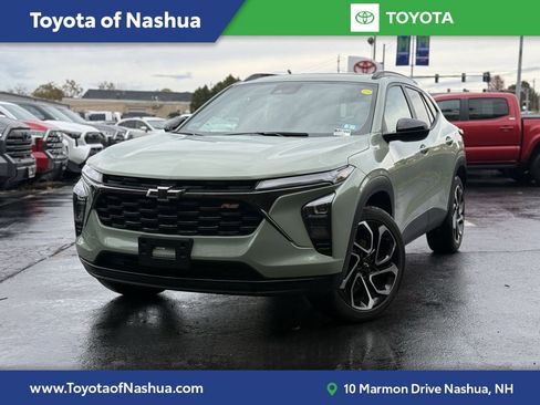 Used 2024 Chevrolet Trax RS w/ Sunroof Package image 1