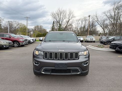Used 2019 Jeep Grand Cherokee Limited AWD/4WD image 17