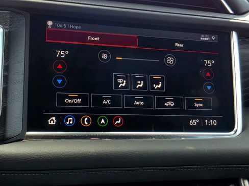 Used 2021 GMC Yukon Denali w/ Denali Premium Package AWD/4WD image 53