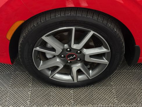 Used 2022 Kia Soul Turbo FWD image 14