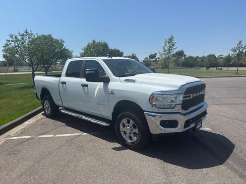 Used 2024 RAM 2500 Big Horn AWD/4WD image 7