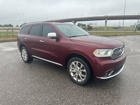 Used 2017 Dodge Durango Citadel w/ Premium Entertainment Group AWD/4WD image 4