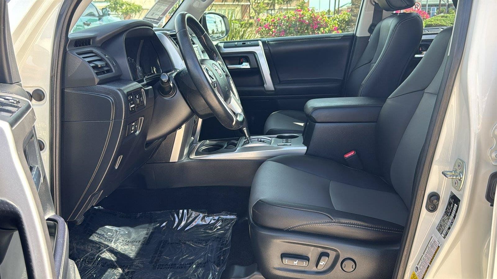 Used 2023 Toyota 4Runner SR5 Premium w/ Moonroof Package RWD image 29
