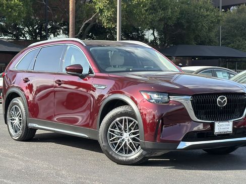 Certified 2024 MAZDA CX-90 Plug-In Hybrid w/ Premium Plus AWD/4WD image 2