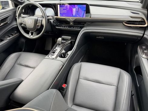 Certified 2025 Toyota Crown Signia w/ Advanced Technology Package AWD/4WD image 35