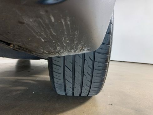 Used 2021 Mercedes-Benz GLB 35 AMG 4MATIC image 43