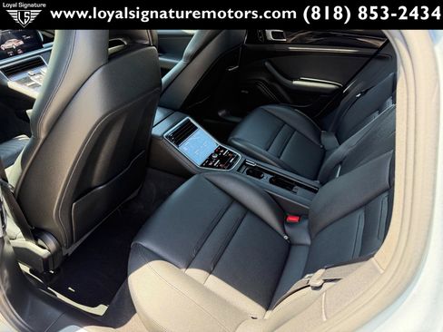 Used 2019 Porsche Panamera image 14